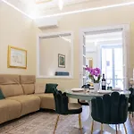 Vicoli Storici Luxury Apartment Tropea