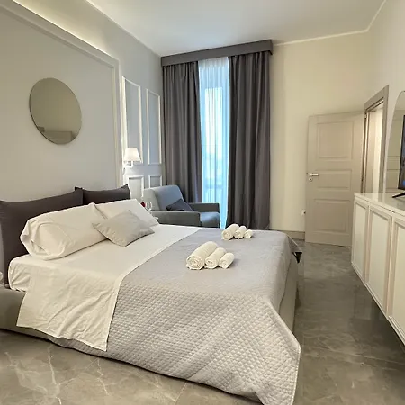 Vicoli Storici Luxury טרופאה