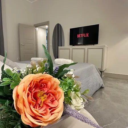 Apartment Vicoli Storici Luxury Tropea