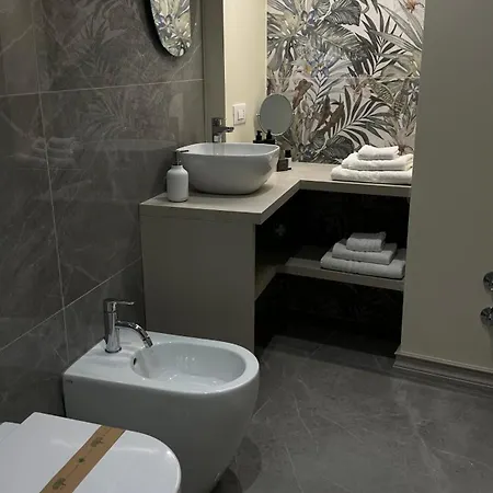 Vicoli Storici Luxury Apartment Tropea