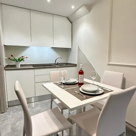 Apartment Vicoli Storici Luxury Tropea