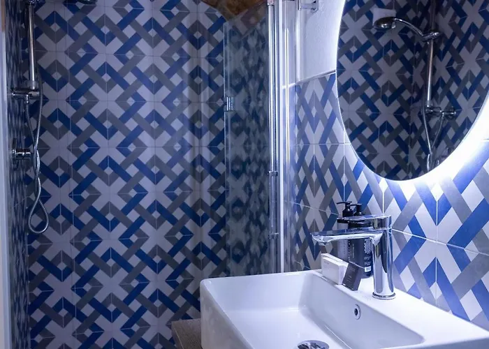 Apartamento Vicoli Storici Luxury Tropea